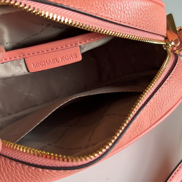 Michael Kors Jet Set Travel medium Oval Camera Crossbody Bag, Leather, Sherbert - Picture 5 of 6